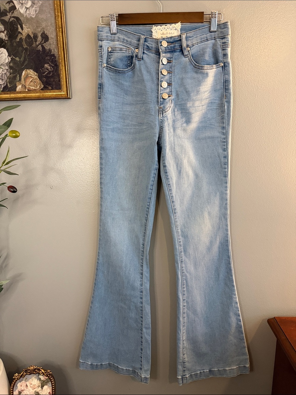 Altar'd State High Rise Button Fly Flare Jeans Light Wash Size 28 - Picture 4 of 9